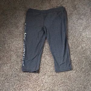 Under Armour Capri Leggings.